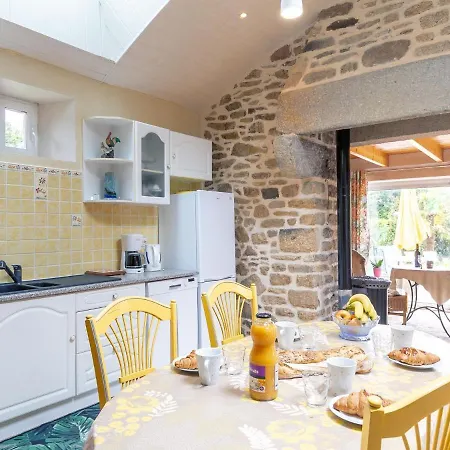Les Bambous - Gui110 By Interhome