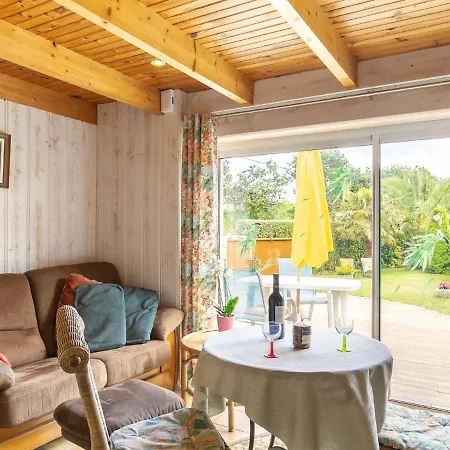 Casa vacanze Les Bambous - Gui110 By Interhome Guissény