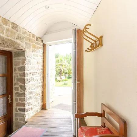 Les Bambous - Gui110 By Interhome