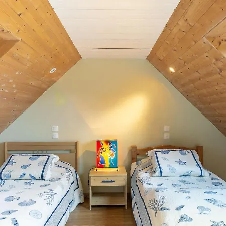 Les Bambous - Gui110 By Interhome * Guissény